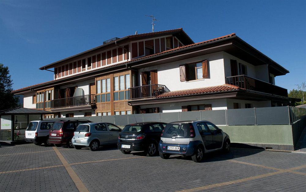 Apartamentos Turisticos Talaimendi Zarautz Eksteriør bilde