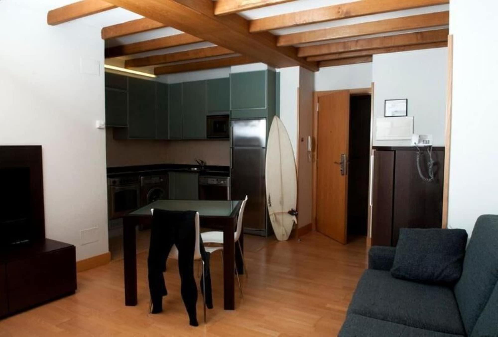 Apartamentos Turisticos Talaimendi Zarautz Eksteriør bilde